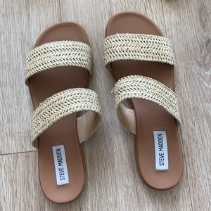 EUC Steve Madden sandals size 7.5